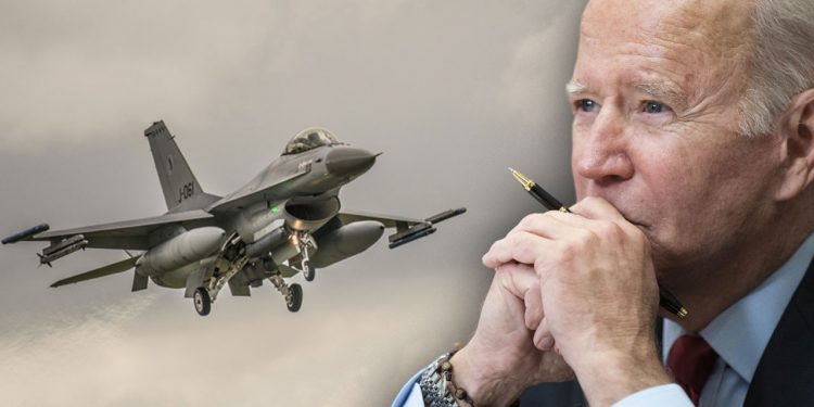 بايدن يطلب من الكونجرس الموافقة على بيع طائرات F-16 إلى تركيا