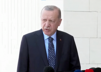 سفير تركي سابق: أردوغان يحاول استرداد قاعدته الانتخابية بعرقلة السويد