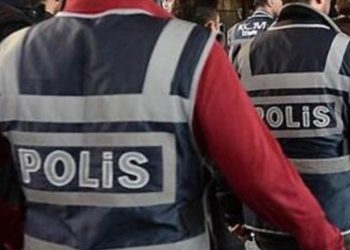 تركيا.. اعتقال طالبين من المدرسة بتهمة إهانة أردوغان