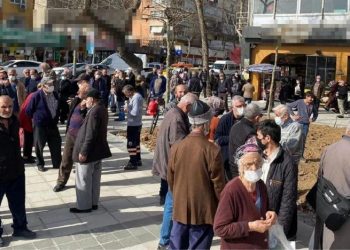 تركيا.. نصف سكان بلدية تركية يطلبون إعانات اجتماعية