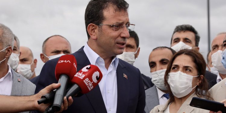 صحفية تركية: إمام أوغلو مصمم على منافسة أردوغان مهما حدث