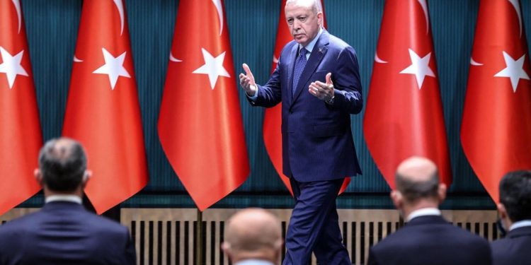 ‎هل يكون أردوغان الرابح الأكبر من أزمة أوكرانيا؟