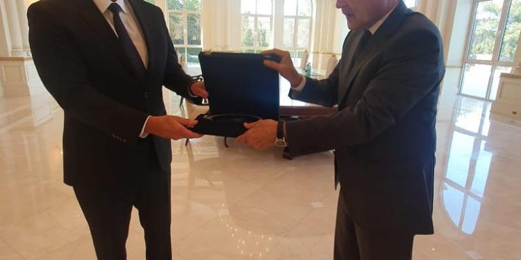 أمين جامعة الدول العربية يزور أذربيجان ويلتقي رئيسها