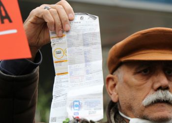 دخل 85٪ من الأتراك لا يغطي نفقاتهم