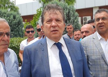 تركيا.. الاعتداء على عمدة بلدية معارض