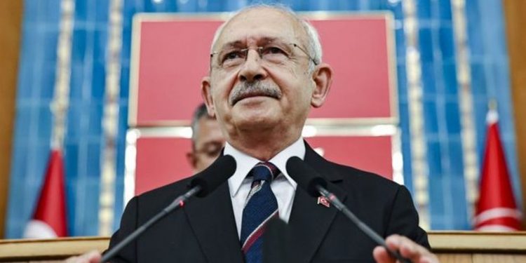 هل اقترب إعلان ترشح كليجدار أوغلو لمنافسة أردوغان؟