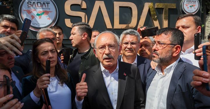 دعوى تعويض ضد زعيم المعارضة بـ مليون ليرة لصالح شركة “سادات”