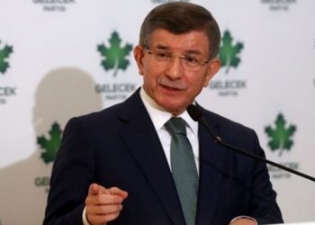 داود أوغلو: غرور أردوغان سيقضي عليه