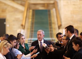 خلوصي أكار يتحدث عن توافق عام على إنشاء مركز بإسطنبول لتسيير سفن الحبوب الأوكرانية