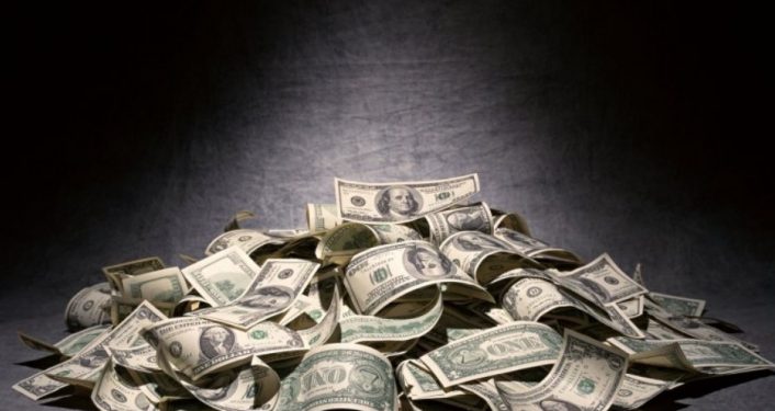 سياسي تركي: يتوقع أن يبلغ الدولار في تركيا 41 ليرة!