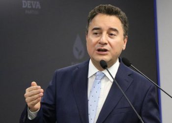 علي باباجان: تركيا تعيش فترة تضخم مفرط 