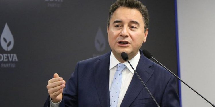 علي باباجان: تركيا تعيش فترة تضخم مفرط 