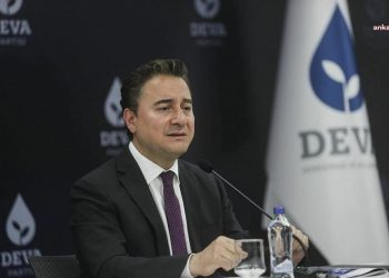 باباجان: التضخم هو ثمن أخطاء أردوغان