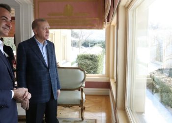 رئيس وزراء اليونان يسخر من”أوهام أردوغان العثمانية”