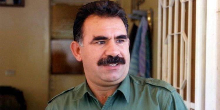 صحفي: الحزب الكردي يريد دفن أوجلان حيا!