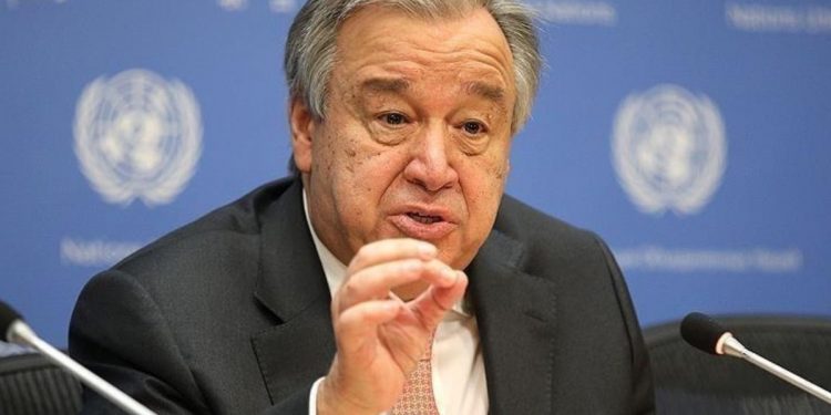 غوتيريش يصل إلى تركيا للمشاركة في توقيع اتفاقية “إسطنبول” بشأن الحبوب الأوكرانية