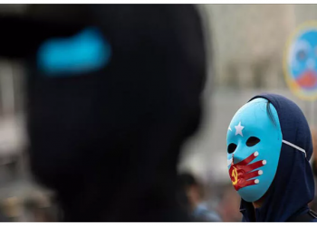 الأمن التركي يعتدي على مسن أويغوري