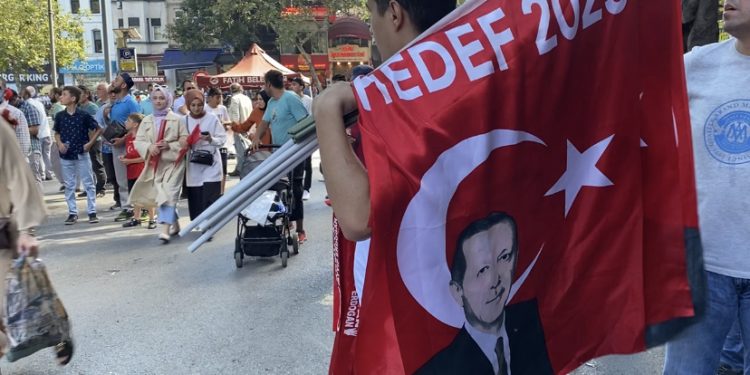 استطلاع: دعم حزب العدالة والتنمية ينخفض إلى 34٪ !