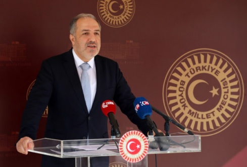 برلماني: التعذيب منتشر في تركيا ووزير العدل يعيش في بلاد العجائب