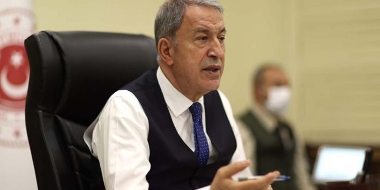 وزير الدفاع التركي: لن نسمح بانتهاك حقوق القبارصة الأتراك بالمتوسط