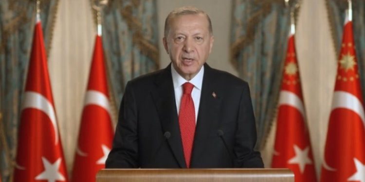 أردوغان يزعج روسيا: القرم يجب إعادتها إلى أوكرانيا
