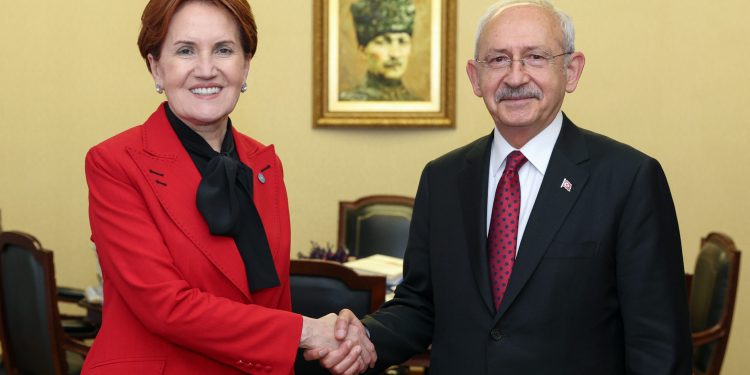 صحفي تركي: أكشنار ترفض ترشيح كيليتشدار أوغلو