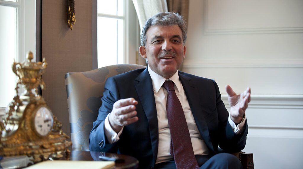 رئيس تركيا السابق يتحدث عن أزمة التضخم