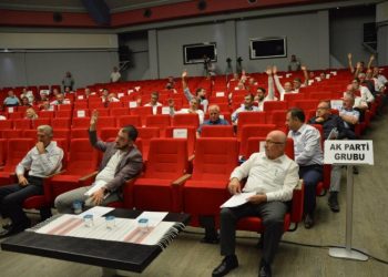 حزب أردوغان يصوت لصالح ترخيص بيع “مشروبات كحولية”