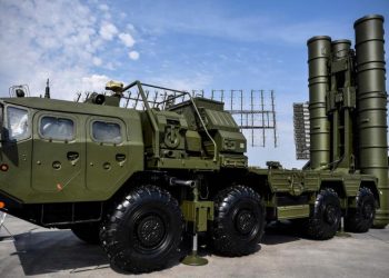 سيناتور أمريكي: شراء تركيا المزيد من أسلحة S-400 “خطأ كبير”