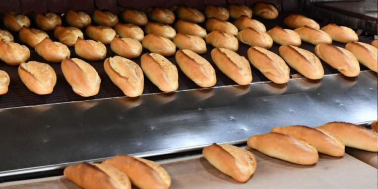 تركيا.. ارتفاع سعر الخبز المدعم في إسطنبول