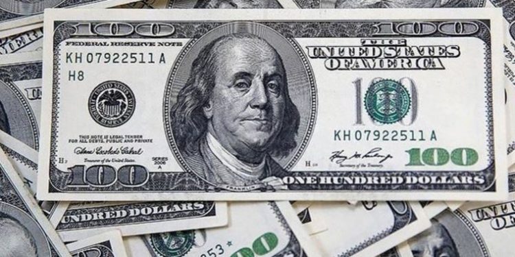 اقتصادي تركي: الدولار يتجاوز 20 ليرة الشهر القادم