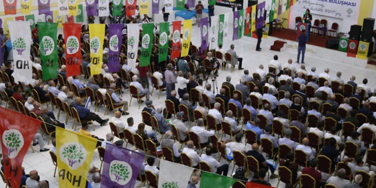 تركيا.. حزب الشعوب الديمقراطي يعلن إنشاء “التحالف الكردستاني”