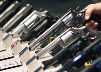 تركيا.. تجارة الأسلحة غير المرخصة عبر الإنترنت تنذر بالخطر