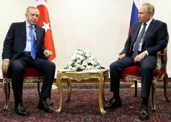 محللون: أردوغان يتبنى مواقف روسيا لحصد دعم اقتصادي
