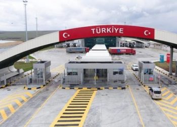 عجز الميزان التجاري التركي يقفز إلى 160%