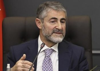 وزير تركي يتحدث عن استئناف تجارة الغاز الطبيعي مع قطر