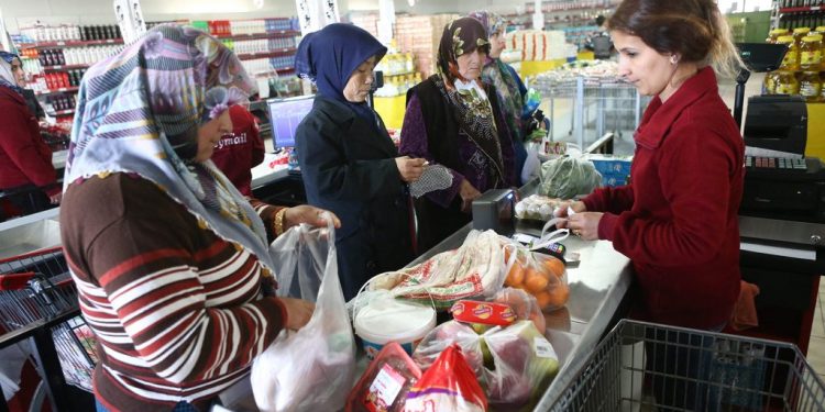 شعب تركيا بين الدول الأكثر قلقًا بشأن التضخم