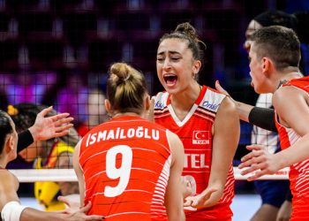 فريق كرة الطائرة النسائي التركي يفوز على منتخب جمهورية الدومينيكان