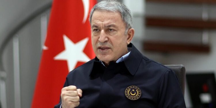 الجيش التركي يقصف مواقع في العراق بعمق 140 كيلو مترًا