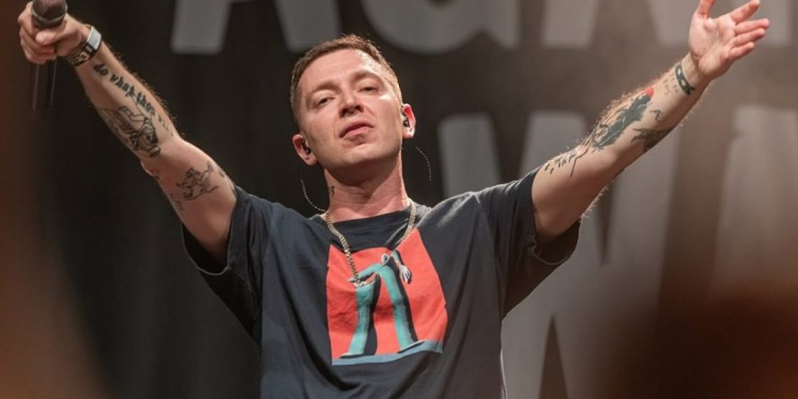 روسيا تدرج مغني الراب Oxxxymiron بقائمة “العملاء الأجانب”