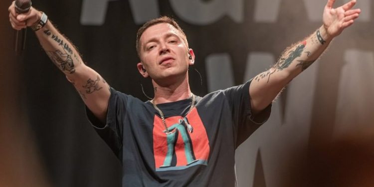 روسيا تدرج مغني الراب Oxxxymiron بقائمة “العملاء الأجانب”