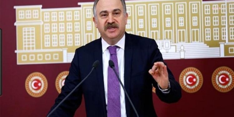 برلماني معارض: الأتراك يدفعون ثمن السياسات الخاطئة لحكومة أردوغان