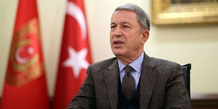 وزير الدفاع التركي: لا نمتلك أسلحة كيماوية