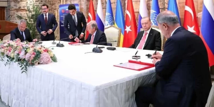 روسيا تعلق صفقة الحبوب الأوكرانية ذات الوساطة التركية