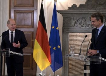 المستشار الألماني: مطالب تركيا من اليونان غير مقبولة