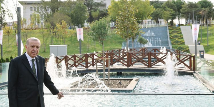 أردوغان يثير الغضب عقب انفجار منجم بارتين