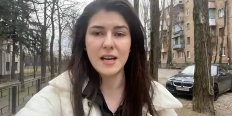 تركيا توقف صحفية أوكرانية في مطار إسطنبول بناء على طلب روسي