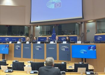 مفوضية الاتحاد الأوروبي: الجمود يسيطر على مفاوضات عضوية تركيا