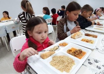 تركيا.. 1 من كل 4 أطفال يعاني من سوء تغذية