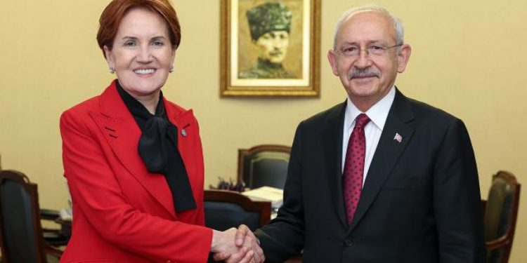 كيليتشدارأوغلو: لا توجد أزمة مع ميرال أكشنار